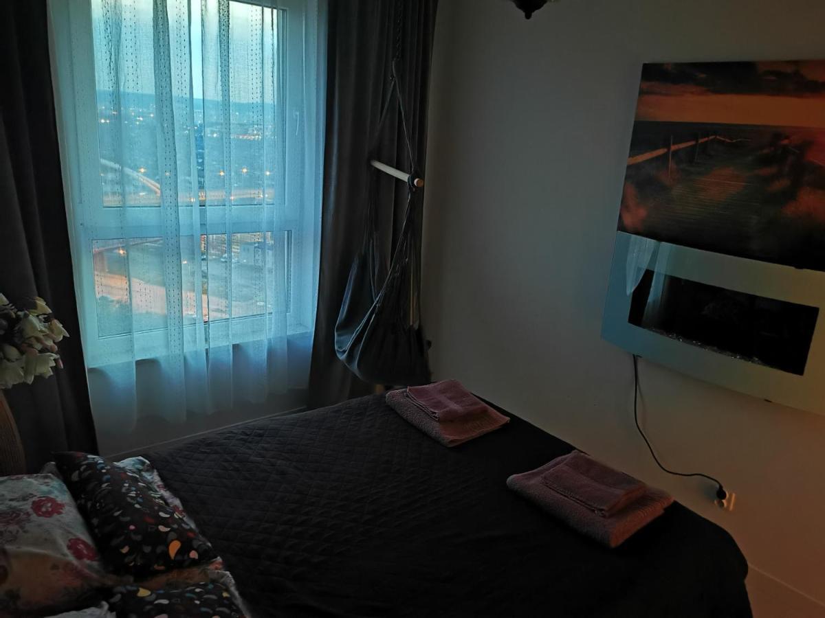 Apartament Przy Bursztynowym Stadionie Гданськ Екстер'єр фото